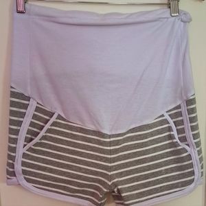 Maternity shorts size Medium